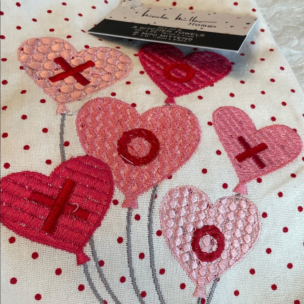 Dachshund Valentine's Day Kitchen Towel and Oven Mitt Set - Picture 7 of 7